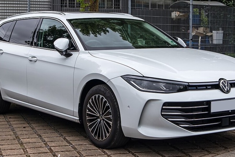Standard Saloon / Hatchback